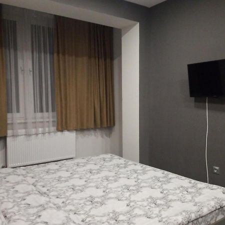 Апарт-Сервис S1 Ujgorod Dış mekan fotoğraf