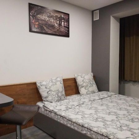 Апарт-Сервис S1 Ujgorod Dış mekan fotoğraf